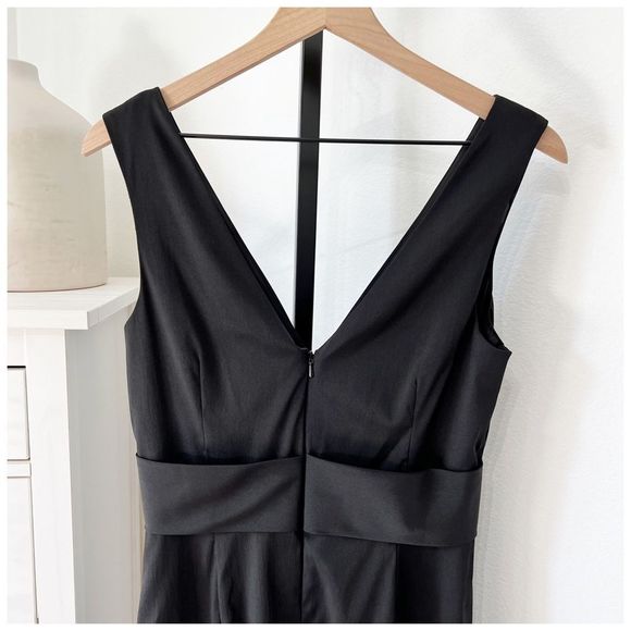 NWT White House Black Market Crepe Fit & Flare Little Black Dress LBD Sz 8 - Picture 8 of 11
